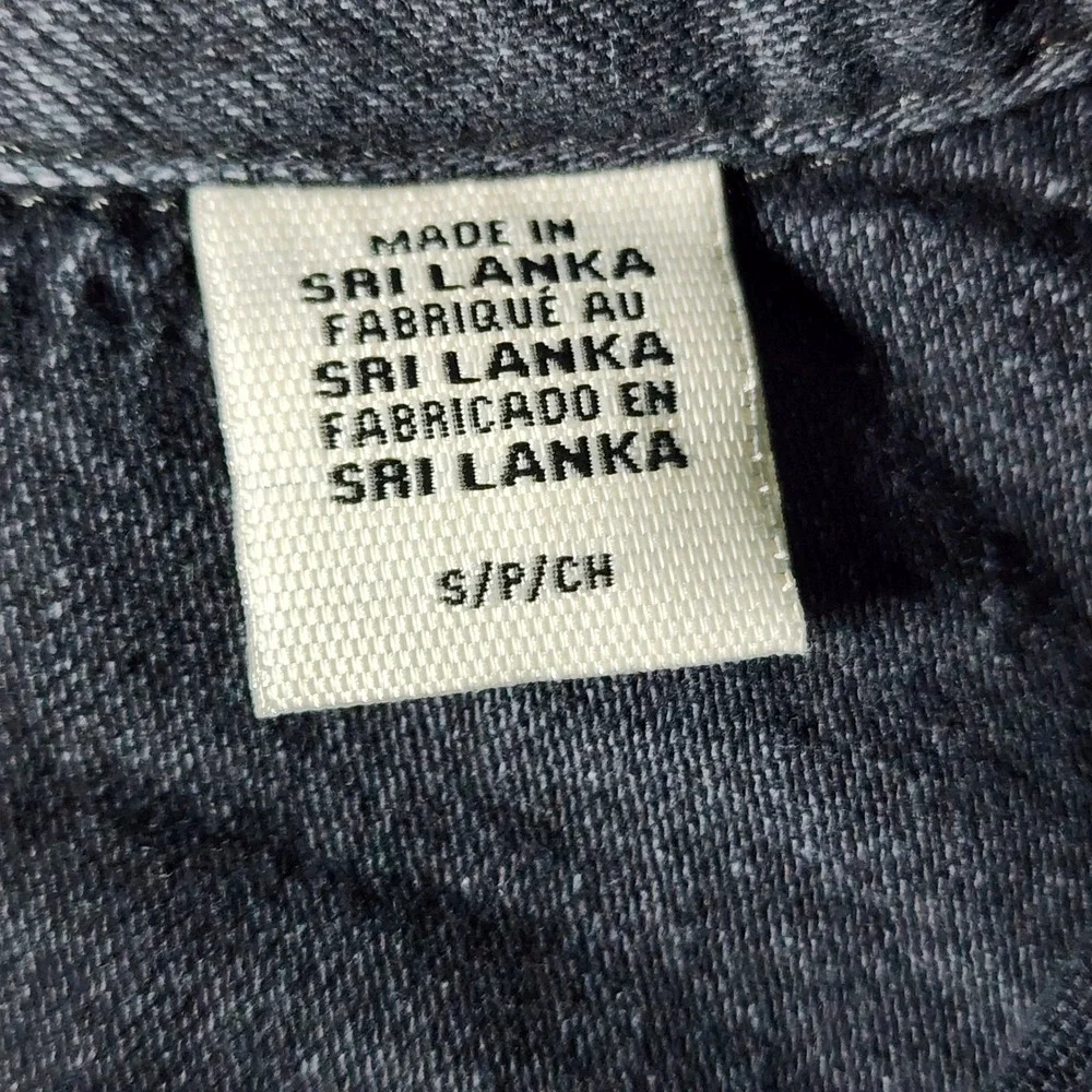 Levi's Western Shirt Mens Small Black Denim‎ Pearl Snap Two Tone Faded Cowboy